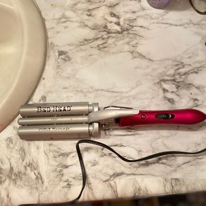 BedHead Waverunner Crimper